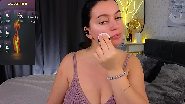 YourSweetDream  online show from February 2025 08:18:01 AM