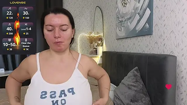 Snapshot of YourSweetDream_ chatting on February 2026 08:23:01 AM YourSweetDream online show from February 2026 08:23:01 AM