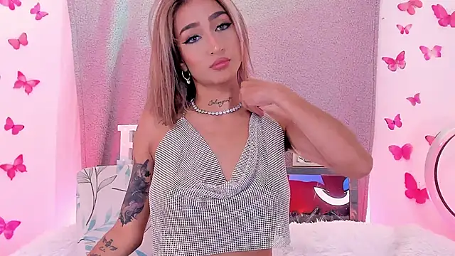 Snapshot of rosemonrooe chatting on January 2026 04:54:02 PM rosemonrooe online show from January 2026 04:54:02 PM