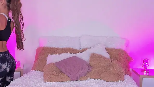 rosemonrooe online show from September 2025 02:20:01 PM