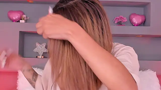 rosemonrooe online show from October 2025 02:47:02 PM