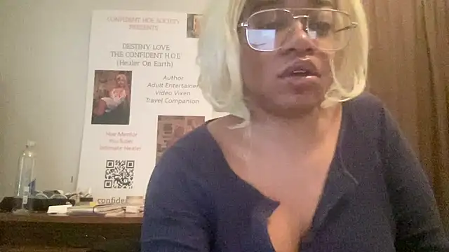 MommyConfident online show from April 2026 06:16:01 PM