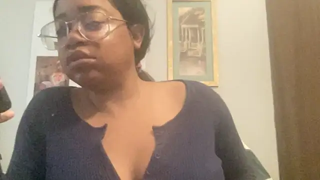 MommyConfident online show from May 2026 07:47:02 PM