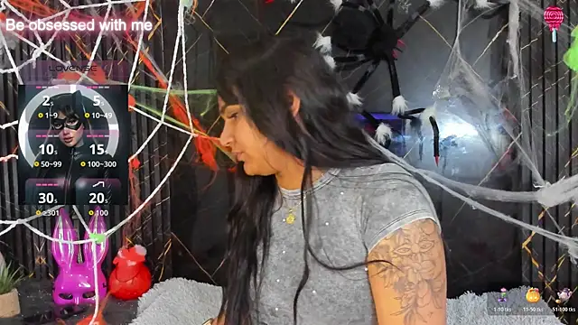 Kagome01 online show from October 2025 12:48:02 PM