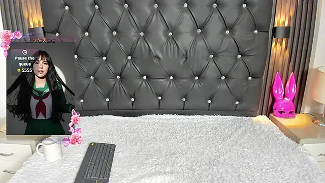 Kagome01 online show from June 2026 12:43:01 PM