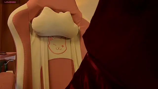 Snapshot of KaylaCollinsX chatting on November 2025 01:05:01 PM KaylaCollinsX online show from November 2025 01:05:01 PM