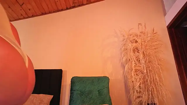 Devil Sara online show from October 2025 01:01:01 PM