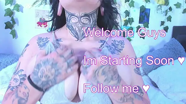 Dianne Golden online show from January 2025 10:32:02 PM