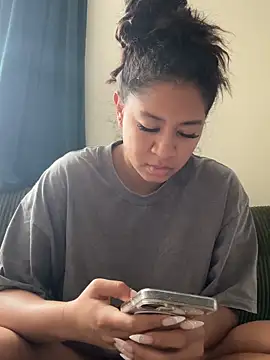 VanessaBling online show from December 2025 04:12:02 PM