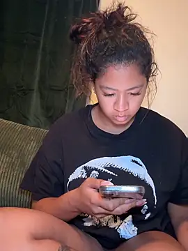 VanessaBling online show from November 2025 01:43:02 AM