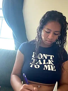 VanessaBling online show from November 2025 04:11:02 PM