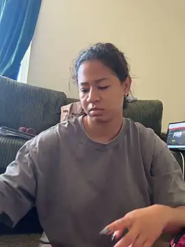 VanessaBling online show from October 2025 01:43:01 PM