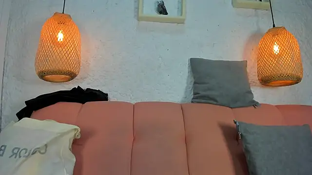 emiily s online show from December 2025 12:11:01 PM