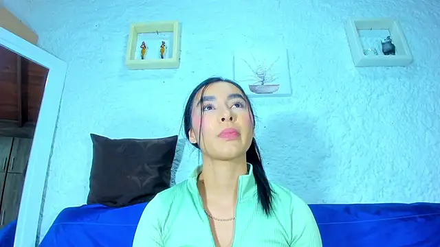 emiily s online show from March 2025 12:06:02 PM