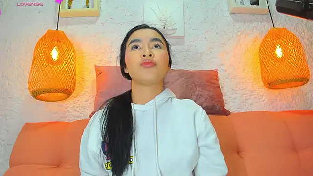 emiily s online show from October 2025 12:08:01 PM