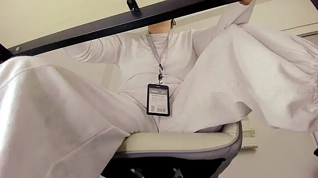 Alisa Hotfeeling online show from March 2026 02:06:01 AM