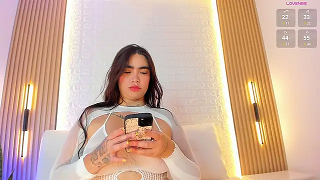 alyssa vargas online show from July 2026 06:08:02 AM