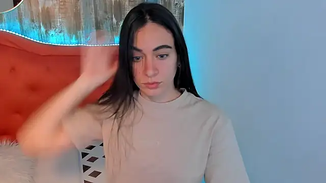 Emma Sophia2 online show from February 2025 05:03:01 AM