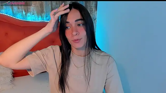 Emma Sophia2 online show from February 2025 04:33:01 AM