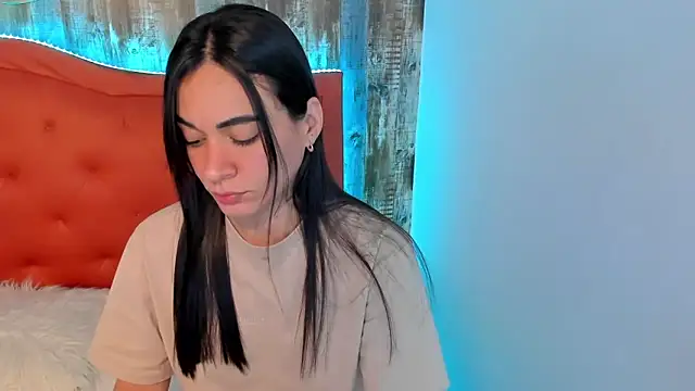 Emma Sophia2 online show from February 2025 08:17:01 AM