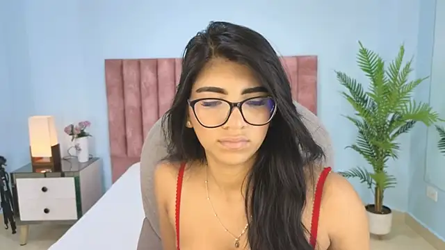 Snapshot of maiaa_ruiz chatting on November 2025 02:55:02 PM maiaa ruiz online show from November 2025 02:55:02 PM