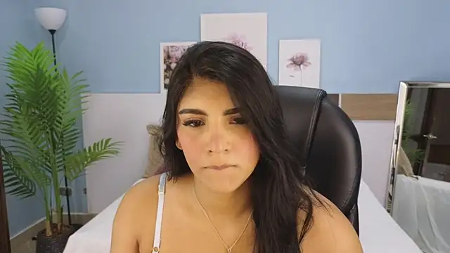 maiaa ruiz online show from June 2026 05:47:02 PM