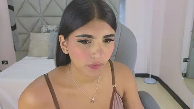 Snapshot of maiaa_ruiz chatting on May 2026 01:36:02 PM maiaa ruiz online show from May 2026 01:36:02 PM