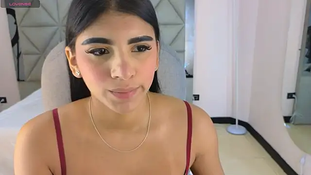 Snapshot of maiaa_ruiz chatting on April 2026 01:29:01 PM maiaa ruiz online show from April 2026 01:29:01 PM