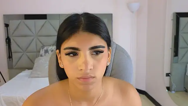 Snapshot of maiaa_ruiz chatting on February 2026 02:29:01 PM maiaa ruiz online show from February 2026 02:29:01 PM