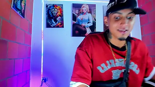 Liam lee online show from March 2026 11:44:01 PM