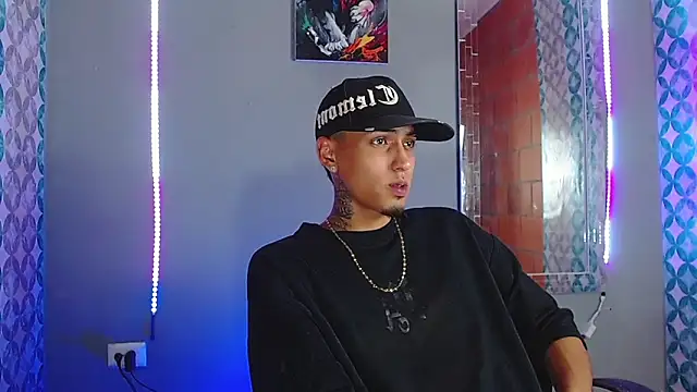 Liam lee online show from April 2026 11:00:02 PM