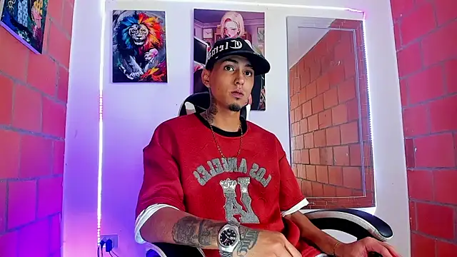 Liam lee online show from March 2026 03:37:02 PM