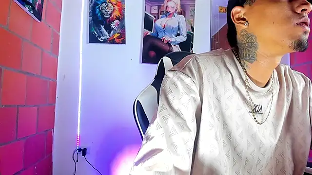 Liam lee online show from March 2026 12:04:01 AM