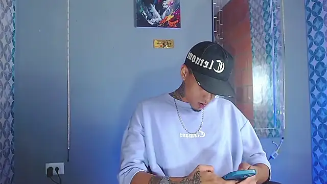 Liam lee online show from May 2026 12:18:02 AM