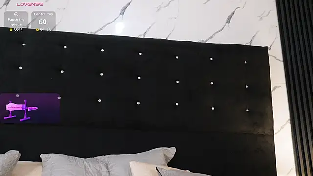 Annyy Rosse online show from May 2026 05:33:01 AM