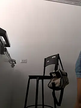 Francesca ferrari online show from January 2026 07:54:02 PM