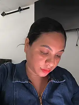 Snapshot of Francesca_ferrari chatting on July 2026 09:48:02 PM Francesca ferrari online show from July 2026 09:48:02 PM