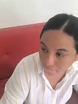 Snapshot of Francesca_ferrari chatting on June 2026 04:35:02 PM Francesca ferrari online show from June 2026 04:35:02 PM
