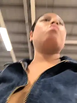 Francesca ferrari online show from April 2026 06:20:01 PM