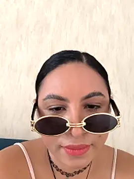 Snapshot of Francesca_ferrari chatting on October 2025 03:56:01 PM Francesca ferrari online show from October 2025 03:56:01 PM