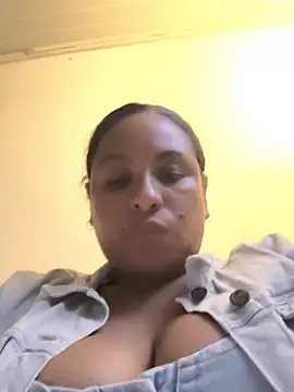 Francesca ferrari online show from May 2026 01:58:02 AM