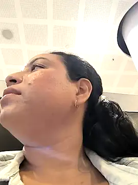 Snapshot of Francesca_ferrari chatting on March 2025 09:13:02 PM Francesca ferrari online show from March 2025 09:13:02 PM