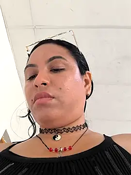 Snapshot of Francesca_ferrari chatting on September 2025 03:45:02 PM Francesca ferrari online show from September 2025 03:45:02 PM