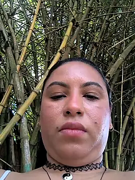 Snapshot of Francesca_ferrari chatting on November 2025 02:43:02 PM Francesca ferrari online show from November 2025 02:43:02 PM