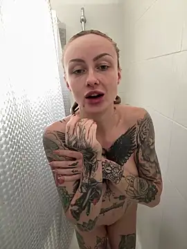 haileyhope  online show from April 2026 09:55:01 AM