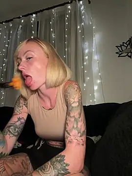 haileyhope  online show from July 2026 06:15:01 PM