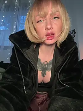 haileyhope  online show from March 2026 04:20:01 PM