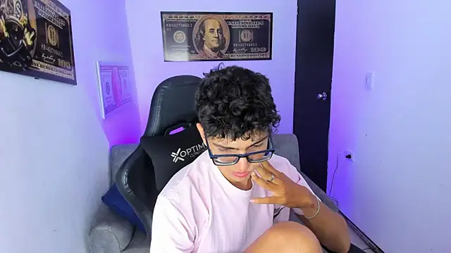 TylerWhite  online show from March 2025 02:51:02 AM