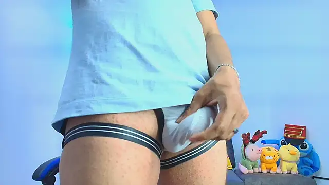 TylerWhite  online show from November 2025 03:39:02 AM