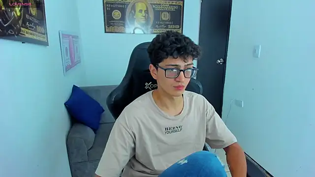 TylerWhite  online show from March 2025 02:53:02 AM